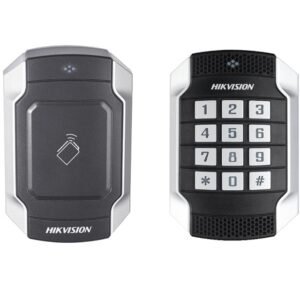 قارئ بطاقات مع لوحة مفاتيح